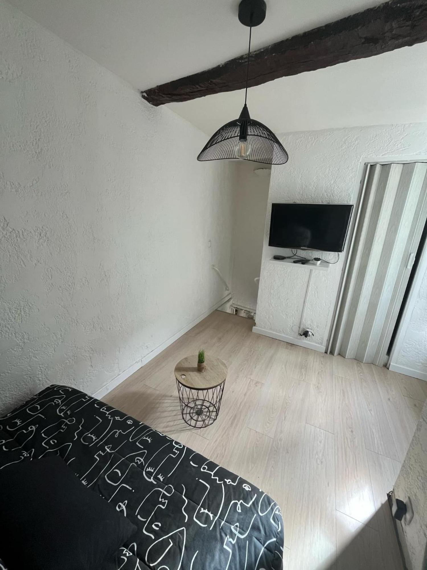 Studio En Duplex La Roquebrussanne 외부 사진